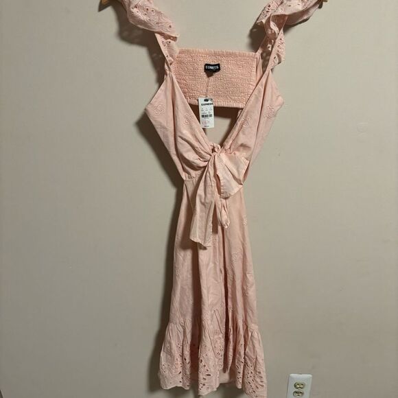 NWT Express Eyelet Embroidered Tie Front Cutout Dress Pink- Size Medium - Picture 6 of 7